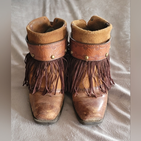 Hand detailed Mossimo Supply Co. Brown Cowgirl boots with 2 sets of boot cuffs. - Picture 5 of 9